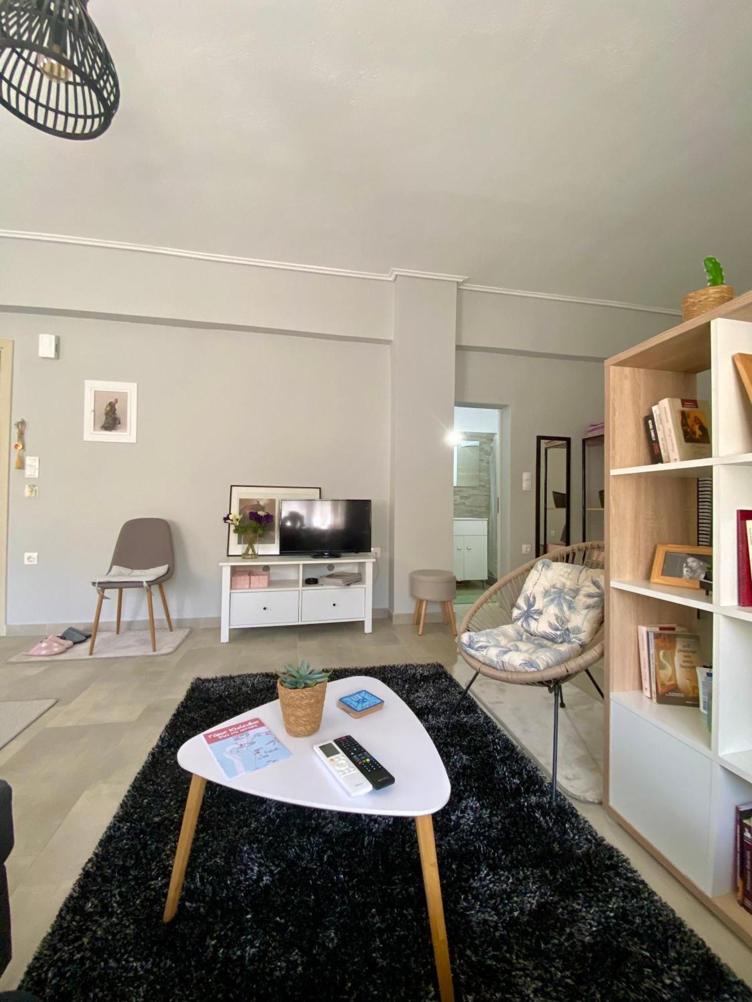 Xrysa'S Central City Apartment Missolonghi Екстер'єр фото